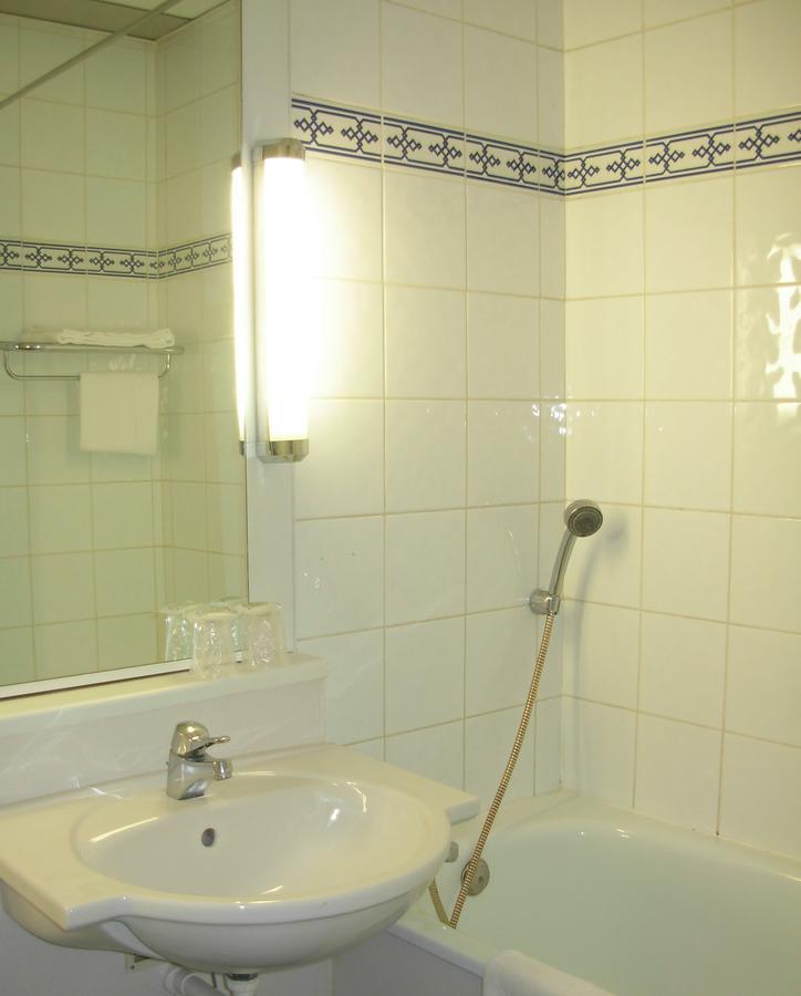 Hotel Inn Grenoble Eybens Parc Des Expositions Ex Kyriad المظهر الخارجي الصورة